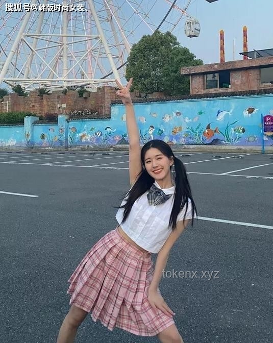 被赵露思带火的“亚麻短袖”，真的好适合夏天穿！更重要的是还百搭时髦